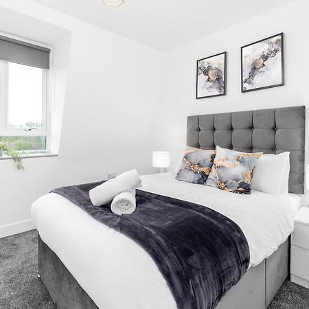 Stylish 2 Bedroom Apartment - Balcony - Secure Parking - Top Rated - 5Mc Birmingham Kültér fotó