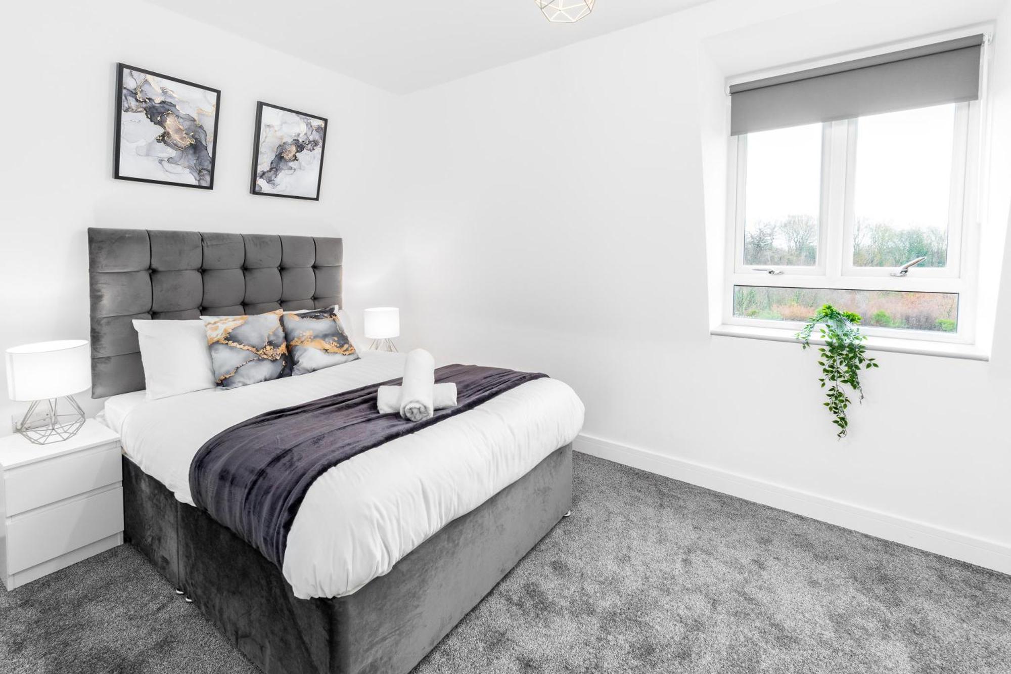 Stylish 2 Bedroom Apartment - Balcony - Secure Parking - Top Rated - 5Mc Birmingham Kültér fotó
