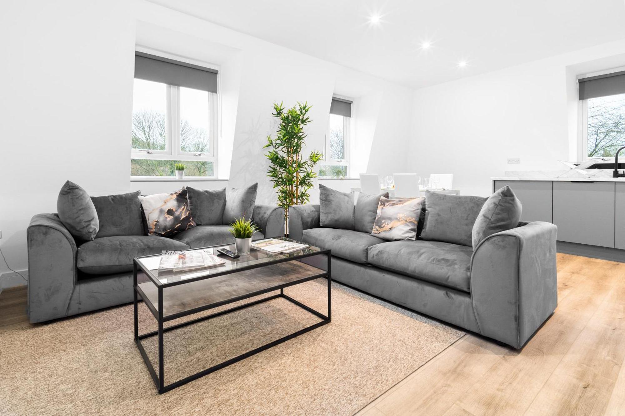 Stylish 2 Bedroom Apartment - Balcony - Secure Parking - Top Rated - 5Mc Birmingham Kültér fotó